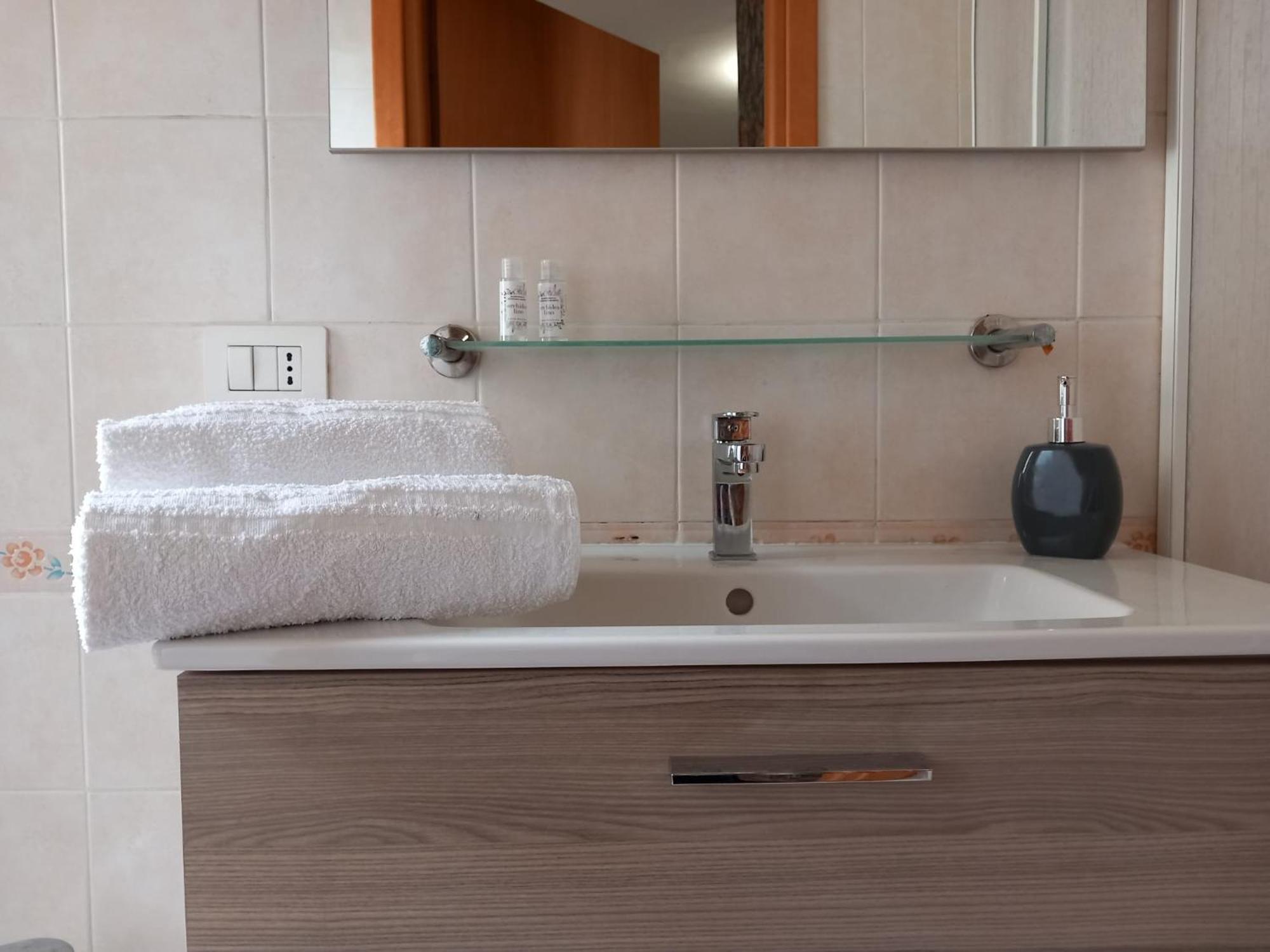 Baaria Porto Rooms Milazzo Exterior photo